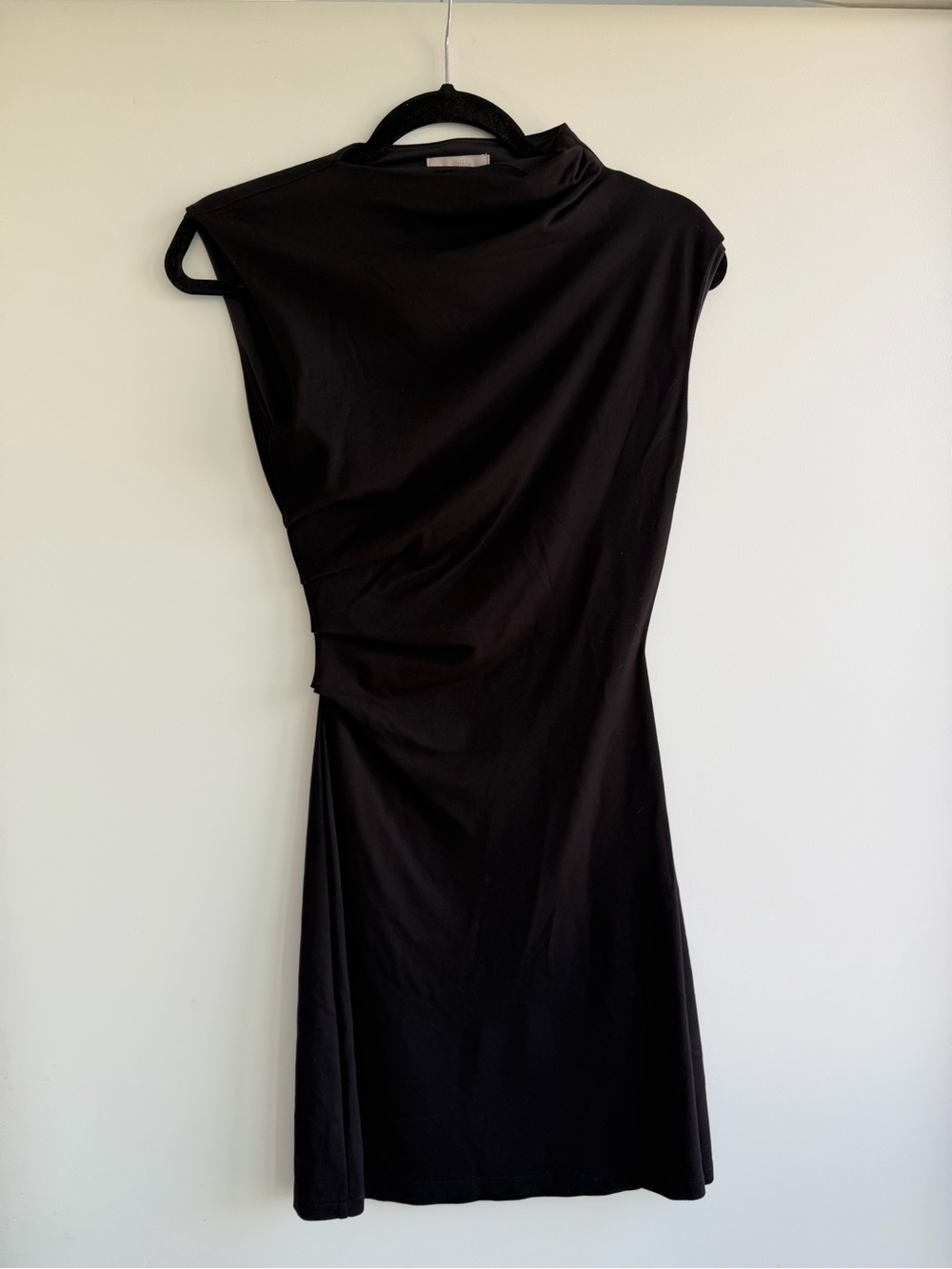 H&M Black One-Shoulder Asymmetric Dress